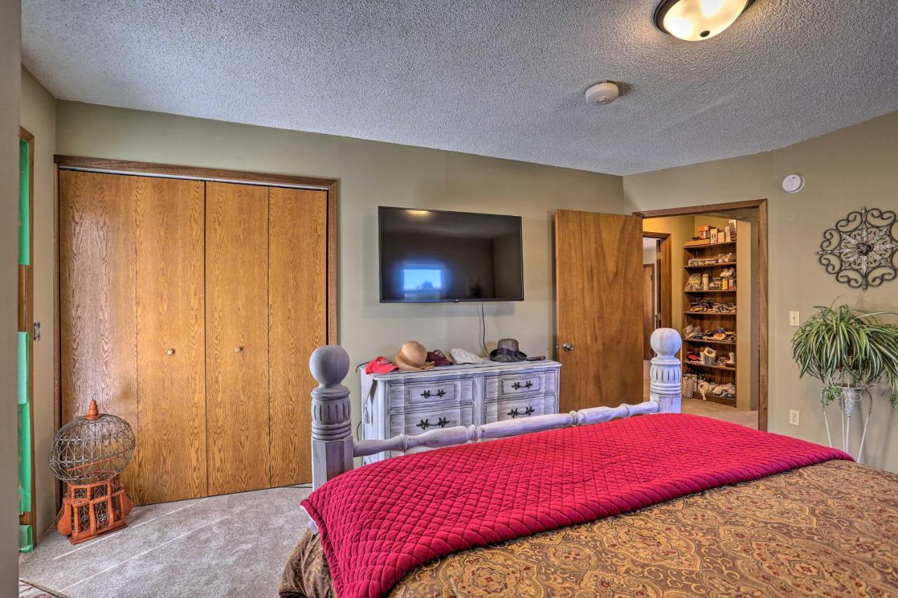 Hill City Hideaway Near Mt Rushmore And Hiking Екстериор снимка